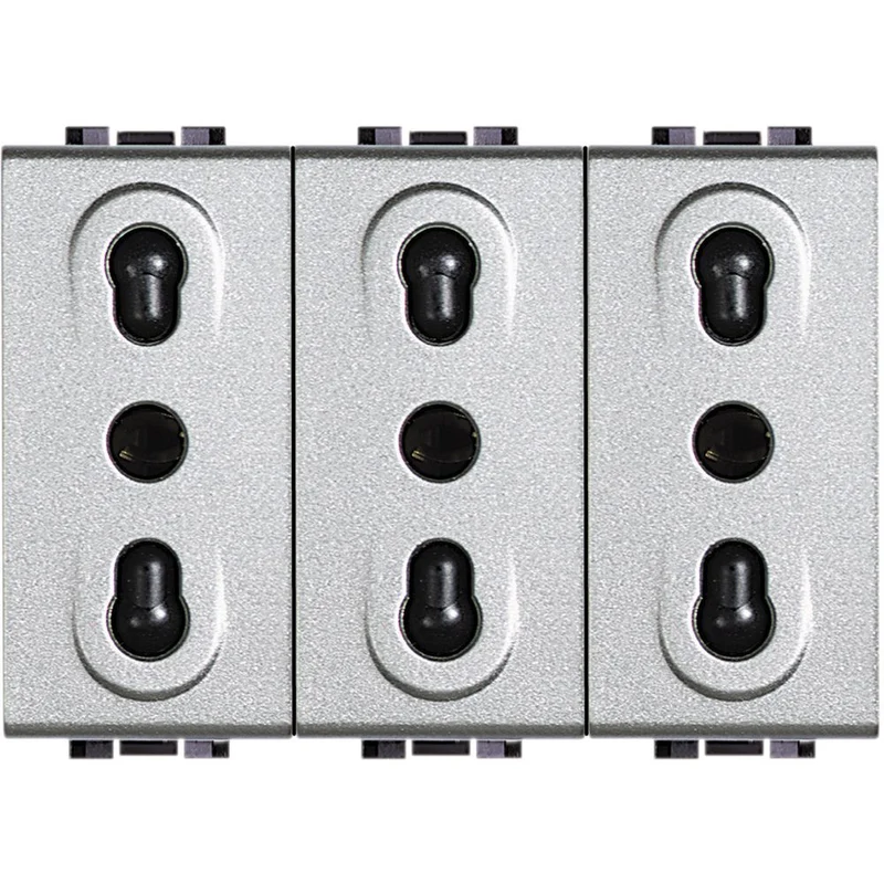 Presa Triplex Bipasso 2P+T 16A Bticino Living Light Tech – NT4180/3