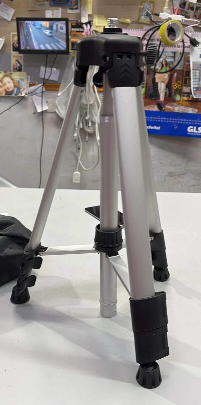 Treppiedi cavalletto per laser