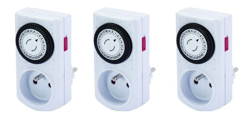 Set of 3 mechanical timers - FR sockets
