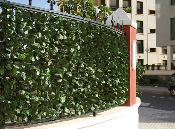 Siepe Artificiale Rotolo 1 x 3M Lauro i Giardini del Re 4 Pezzi