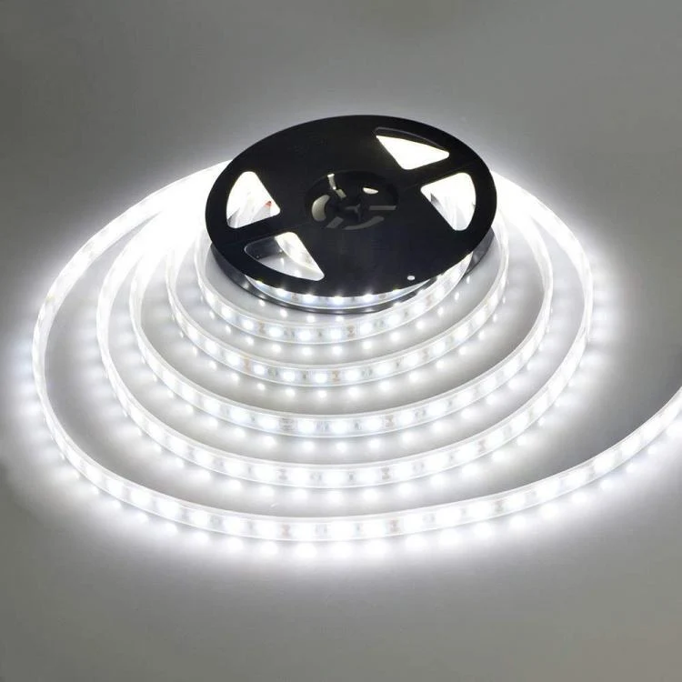 Striscia Led Smd 5050 5 Metri 12V Ip66 Adesiva Bobina Led Flessibile B. Freddo